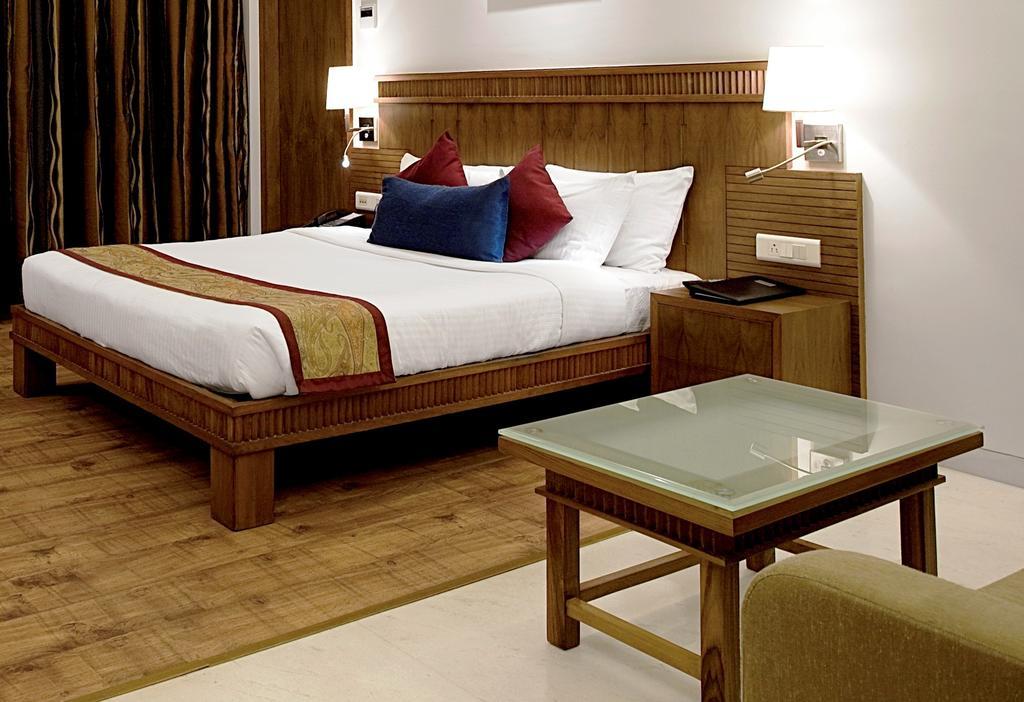 Hotel Jewel Of Chembur Mumbai Kültér fotó